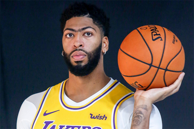 Los Angeles Lakers Wajib...