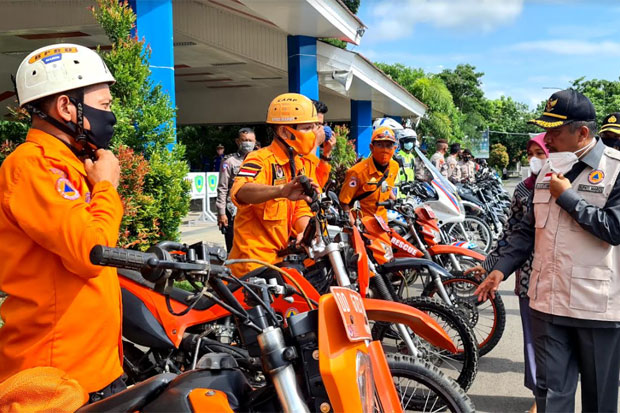 Bupati Maros Pimpin...