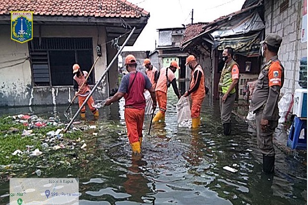Banjir Rob Rendam Ratusan...