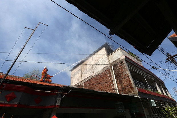 Rumah Kos 3 Lantai di...
