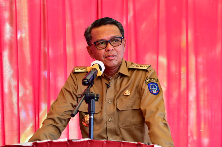 Gubernur Nurdin Siap...