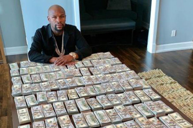 Dasar Mayweather Suka-suka...