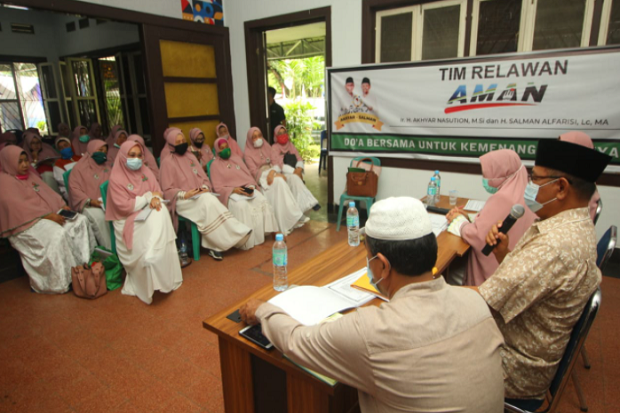 Relawan Bacakan Surah...