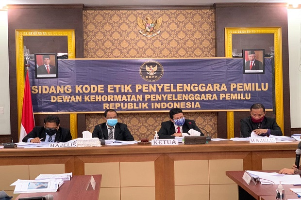 Jelang Pencoblosan,...