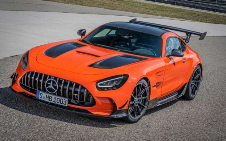 Mercedes-AMG GT Black...