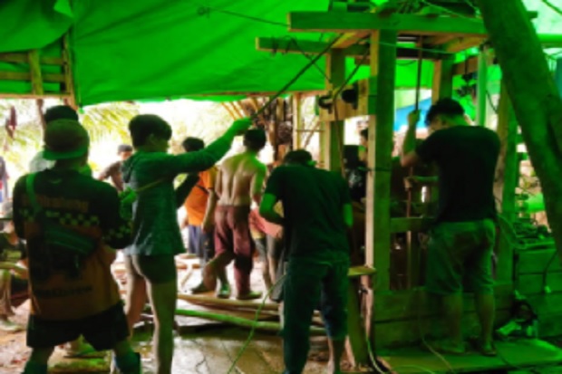10 Penambang Emas Ilegal...