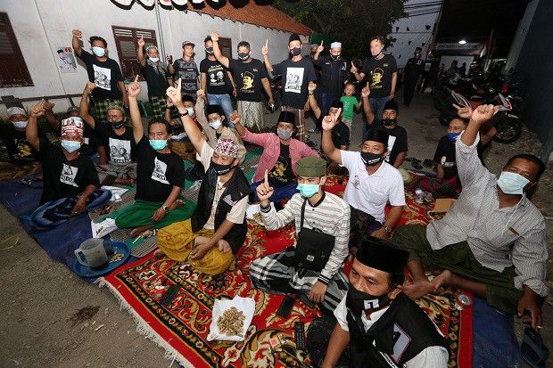 Ketika Para Santri dan...