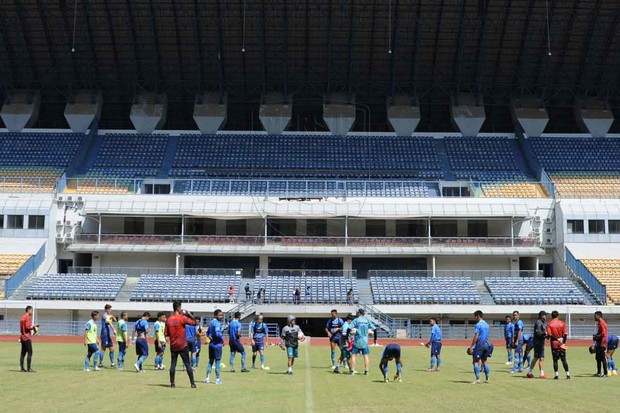 Seperti Biasa, Persib...