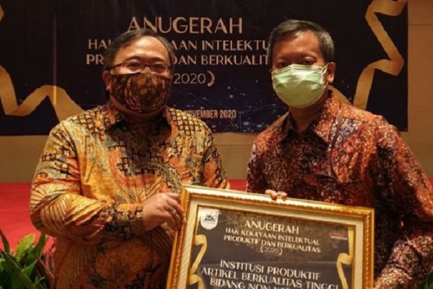 Unpad Jadi Kampus Terbaik...