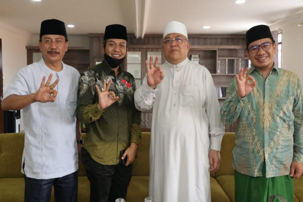 Pilbup Bandung, Warga...