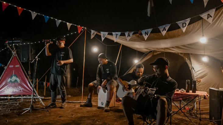 Serunya Mini Konser...