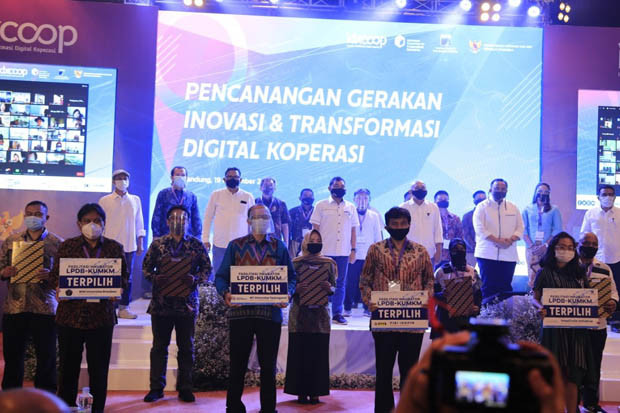UMKM dan Koperasi Terus...
