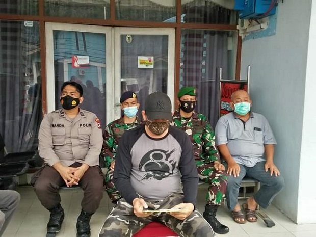 8 Orang Positif Covid-19,...