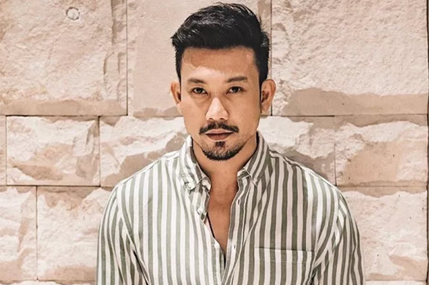Menikah, Sifat Denny...