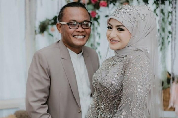 Sule dan Nathalie Holscher...