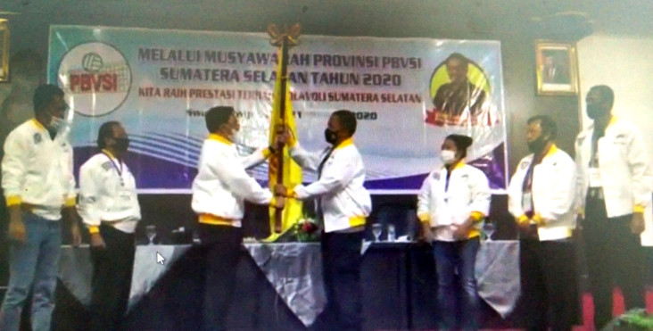 Terpilih Aklamasi Pimpin...