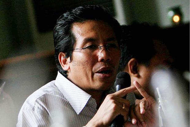 Fadjroel Rachman Posting...
