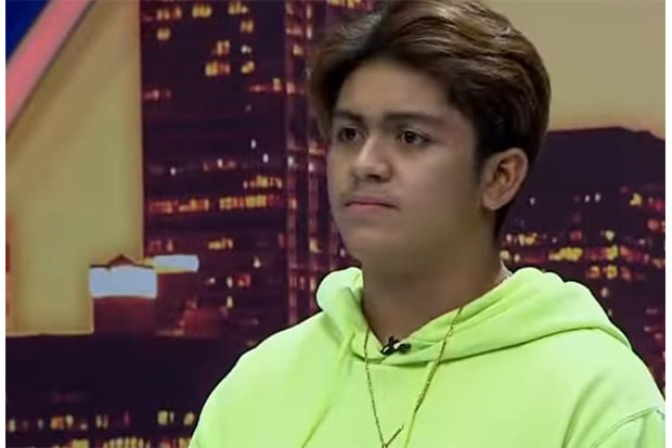 Pantang Menyerah, Dua...