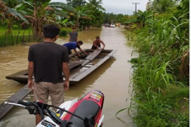 Ratusan Rumah di Merangin...