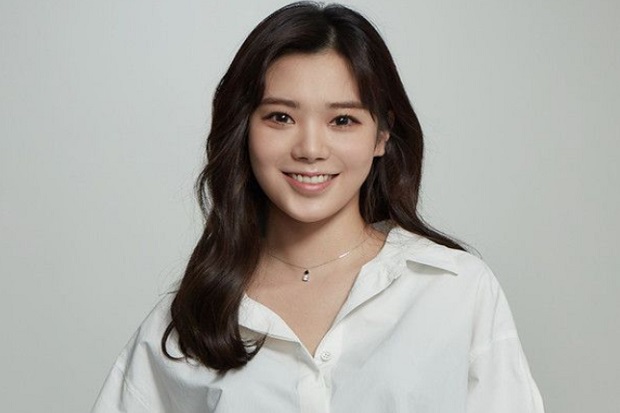 Park Soo Young Jelaskan...