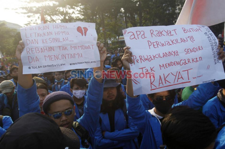 Pelajar dan Mahasiswa...
