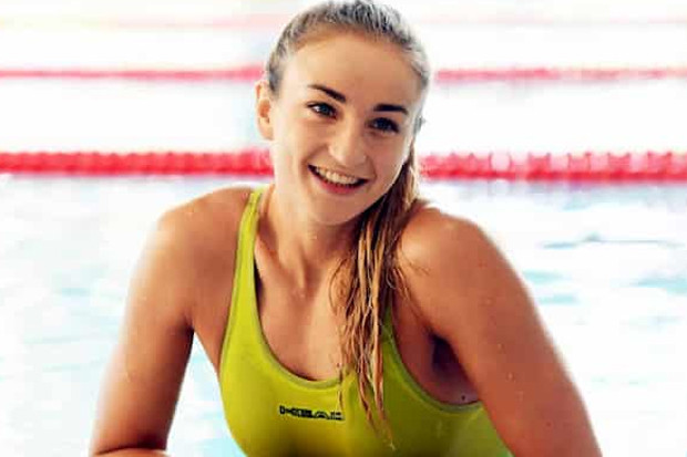 Elena Krawzow, Atlet...