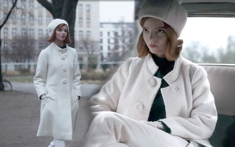 Makna Outfit Beth Harmon...