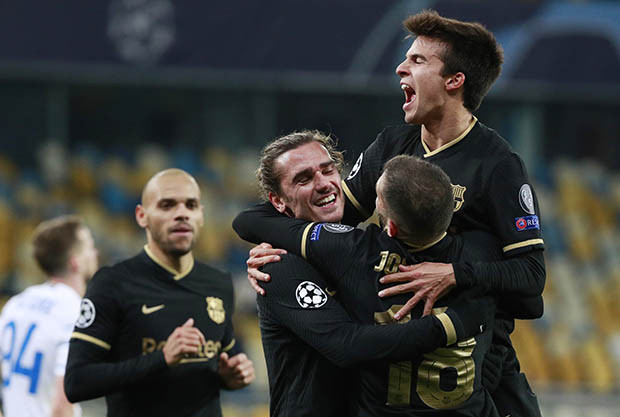Barcelona Lolos ke Babak...