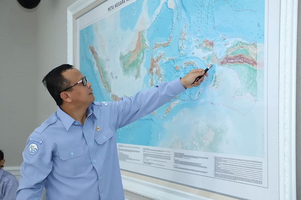 KPK Tangkap Menteri...