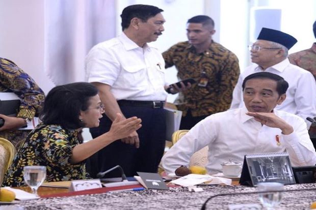 Sri Mulyani Urai Masalah...
