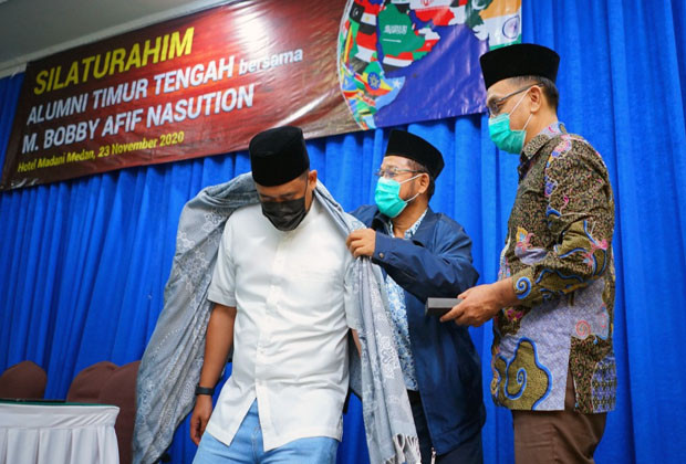 Alumni Timur Tengah...