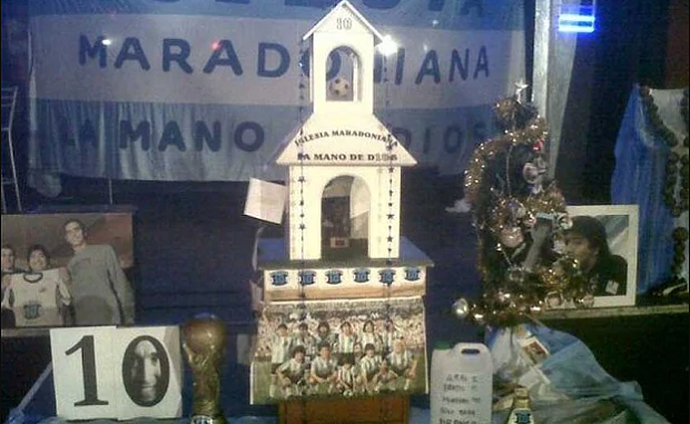 Kematian Maradona, Kematian...
