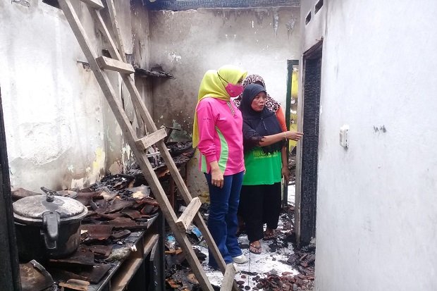 Tangis Korban Kebakaran...