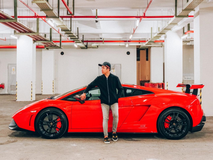 Crazy Rich Surabaya,...