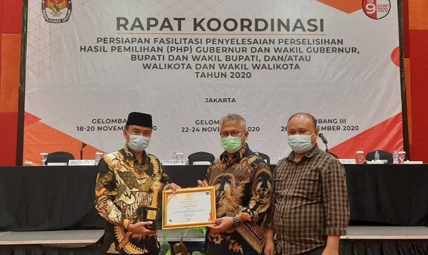 KPU Pangandaran Mendapat...