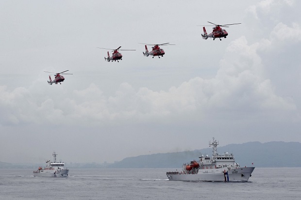 Kapal Coast Guard China...