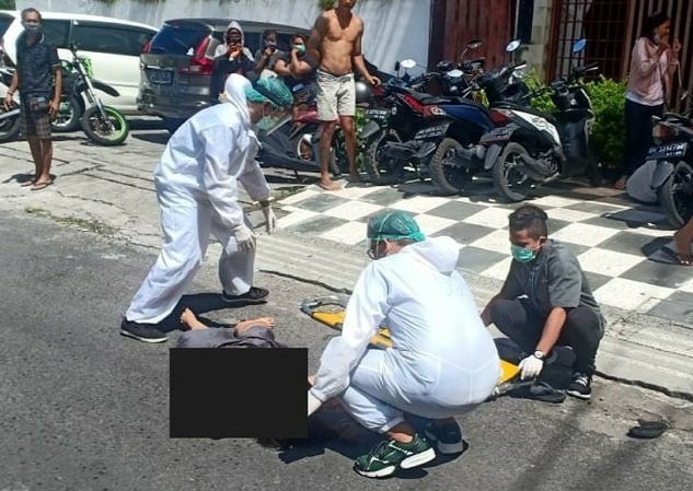 Diduga Putus Cinta,...