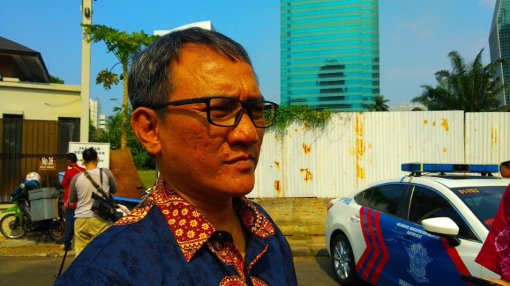 Politikus Demokrat Ini...