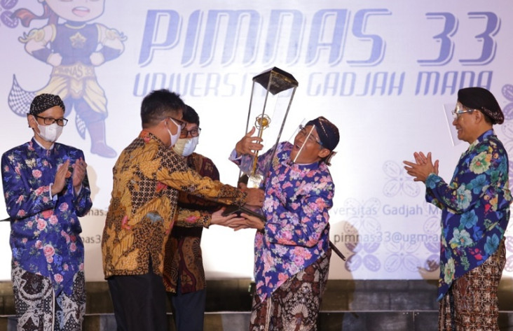 UGM Kembali Juara Umum...
