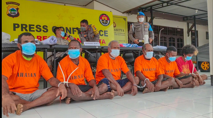 Enam Warga Papua Ditetapkan...