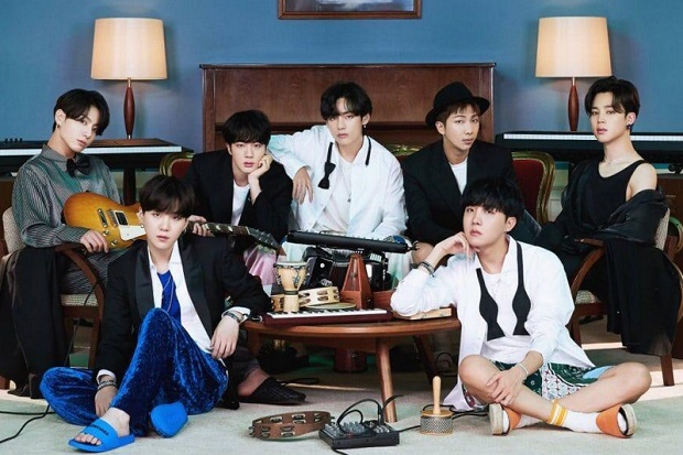 BTS Puncaki No. 1 Billboard...