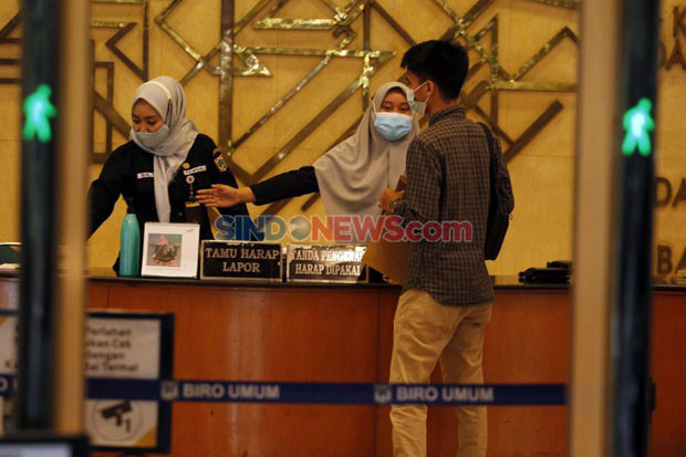 Anies dan Wagub Terpapar...