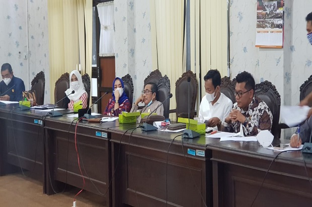 DPRD Minta Perbup Pengganti...