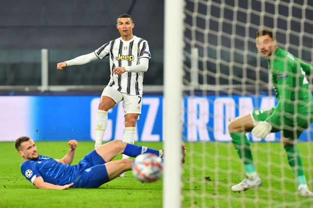 Bukukan 750 Gol, Ronaldo...