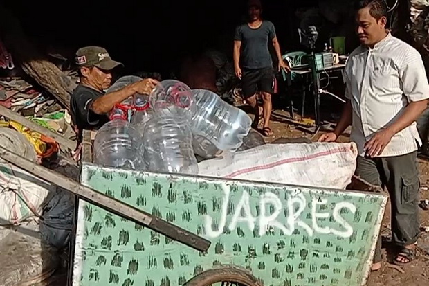 APSI Serap Sampah Galon...
