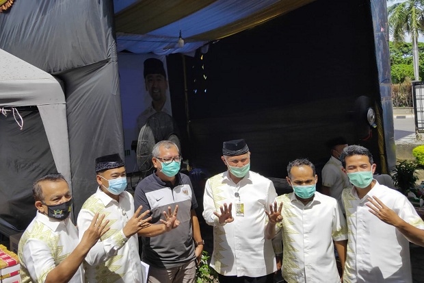 Mengintip Pelepasan...