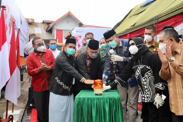Gubernur Nova Lepas...