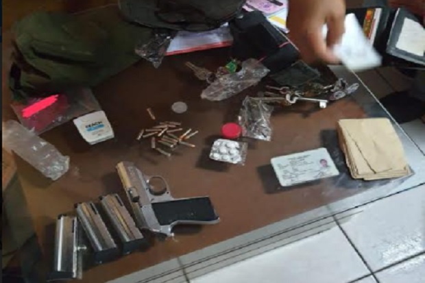 Geledah Rumah Pelaku...