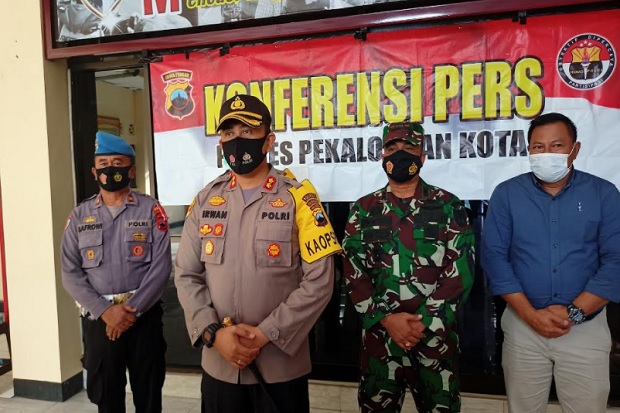 Ancam Bunuh Habib Rizieq,...