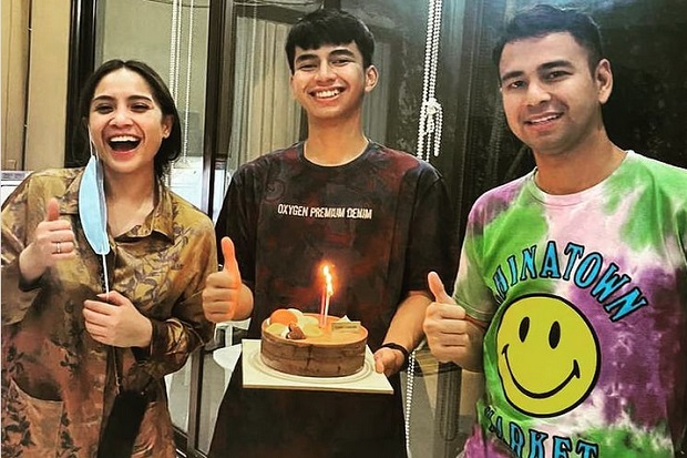 Diminta Selalu “Menginjak...